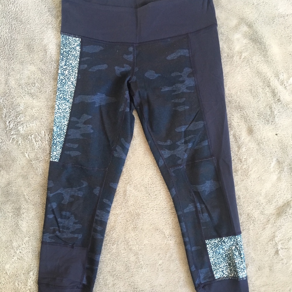 EUC lululemon workout tights
